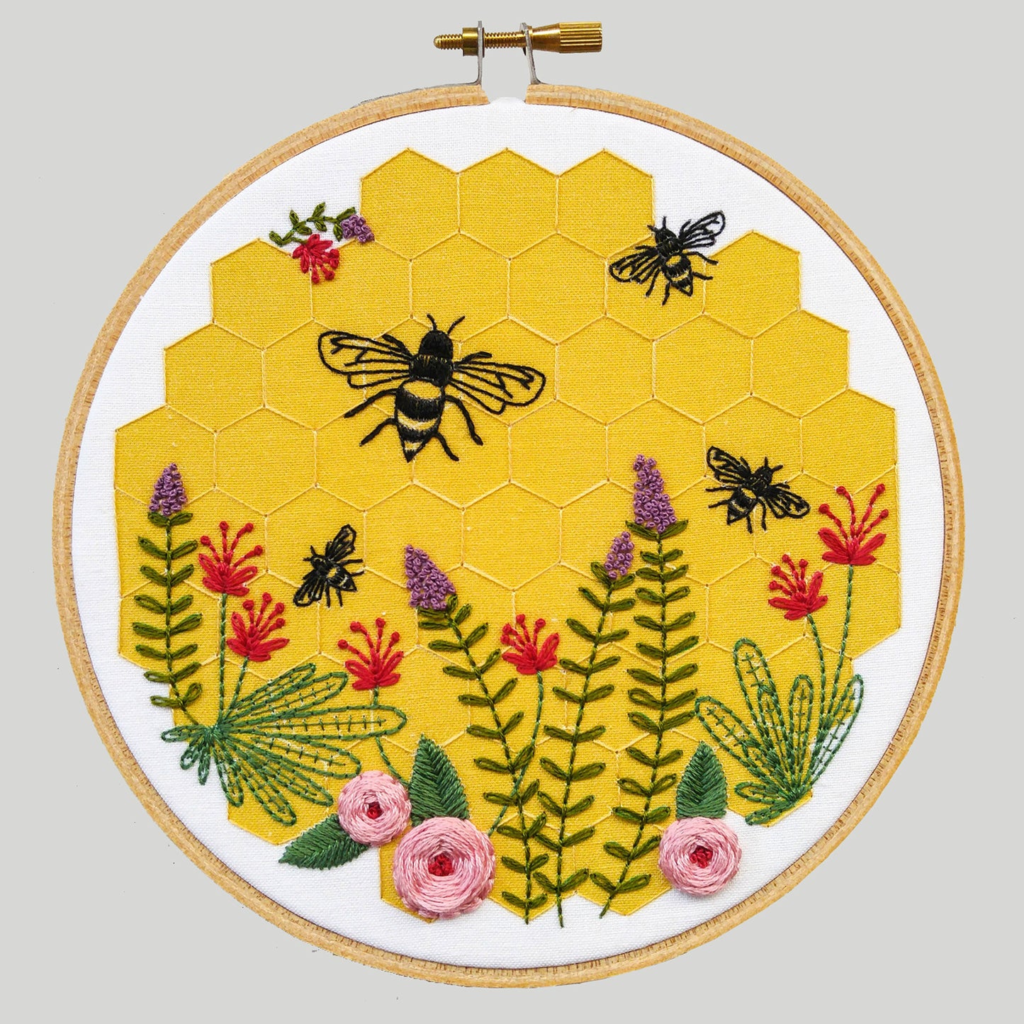 Bee Lovely Embroidery Kit Primary Image