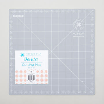 Missouri Star Self Healing Cutting Mat - 12 x 12" - Benita