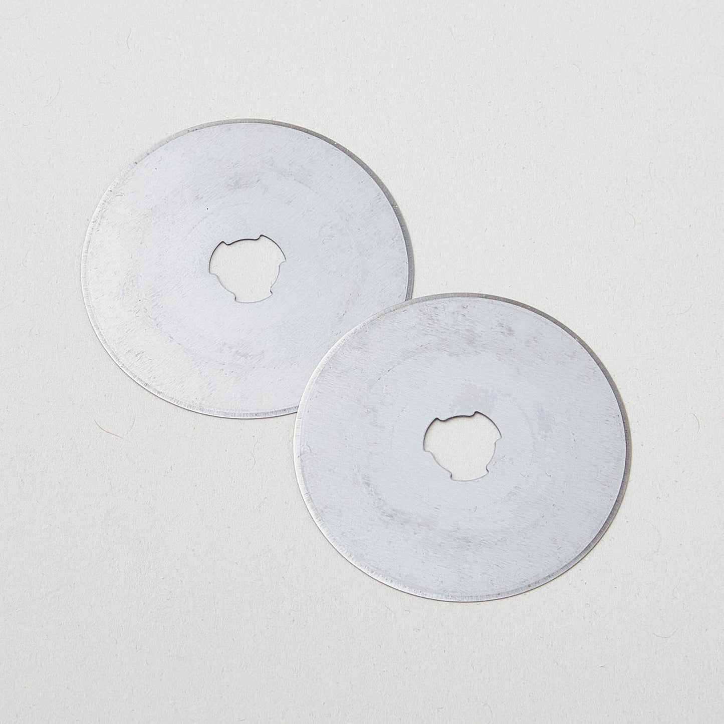 45mm Rotary Cutter Blades (2ct) Primary Image