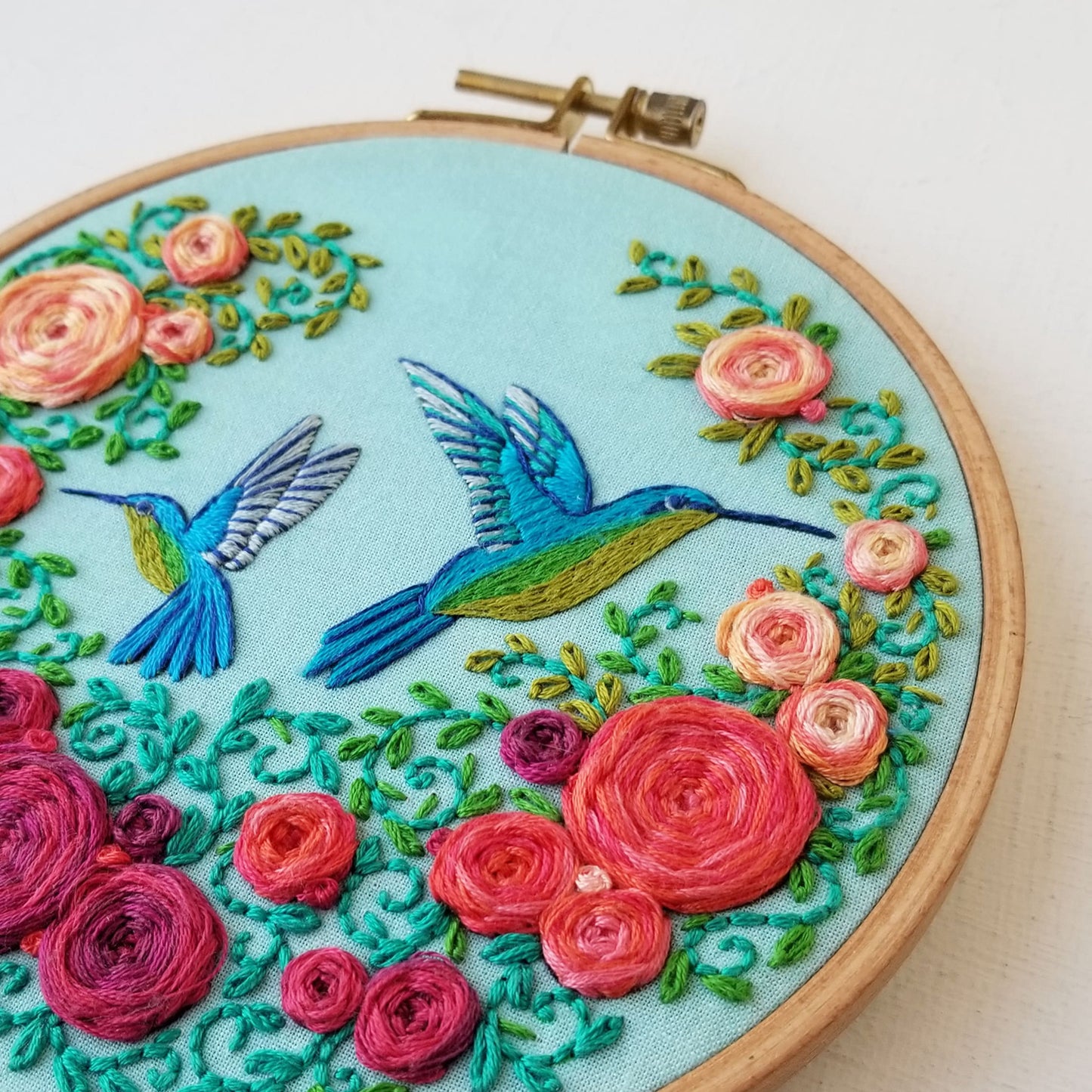 Summer Hummingbird Embroidery Kit Alternative View #2