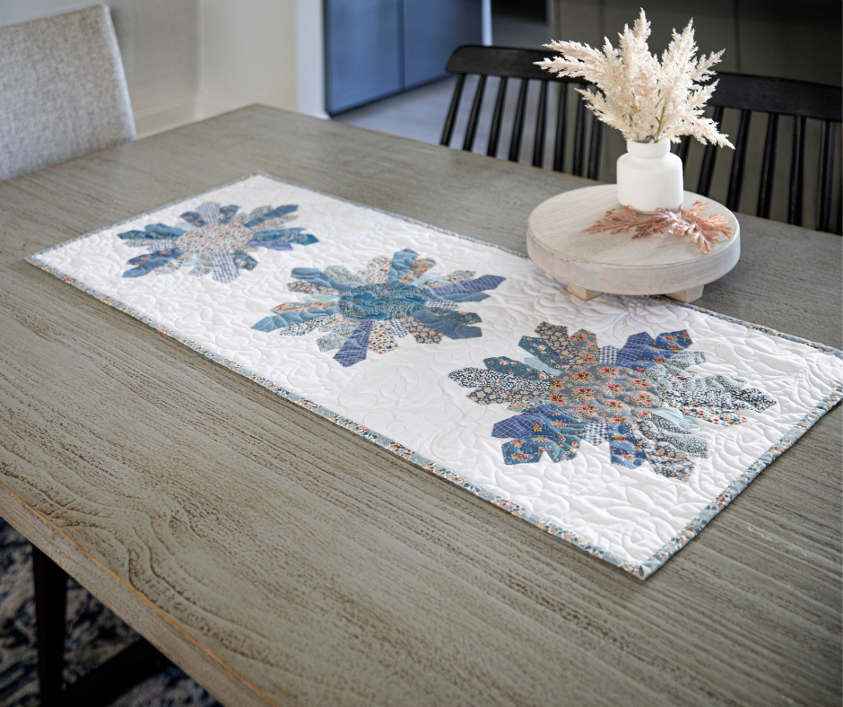 10 Christmas & Holiday Table Runner Patterns with Free Tutorials