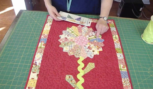 Learn How to Make a Dresden Flower Wall Hanging in This Free Quilting Tutorial