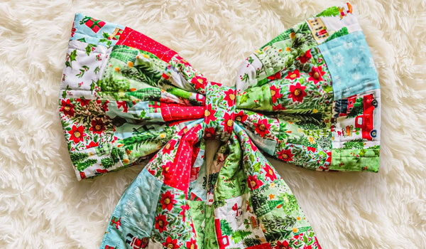 Holiday Bow with Sandy Saengsuk