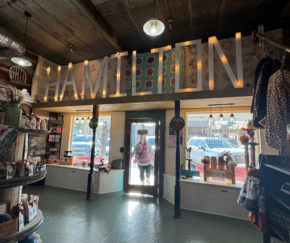 New in Hamilton, Missouri: Thistle & Horn Plant Boutique and The Davis Street Collective