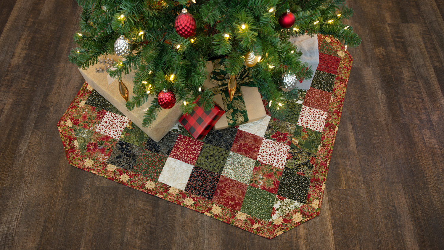 How To Make A Tree Skirt: Our Holiday Sewing Guide