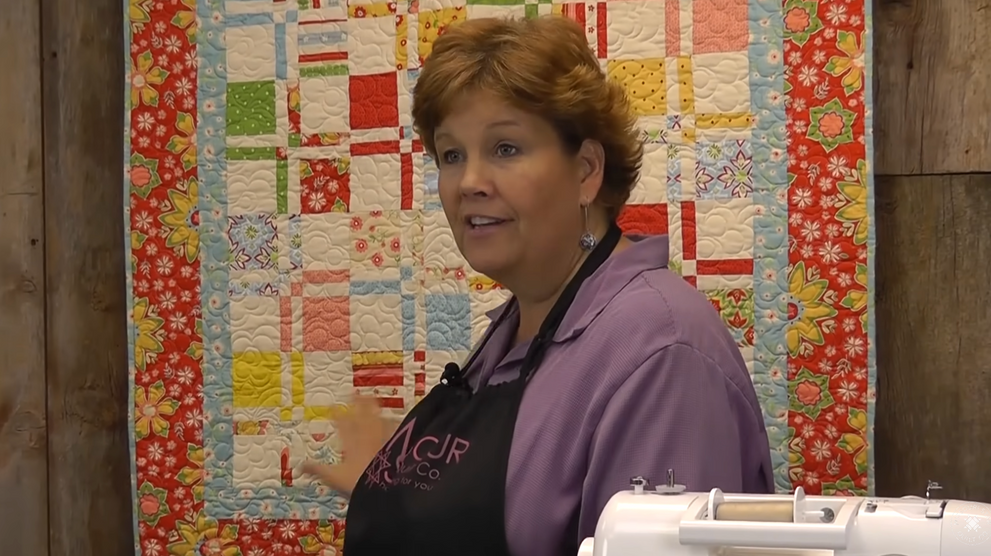 Disappearing 4 Patch Quilt Tutorial: Jenny Doan's Quick Charm Pack Block