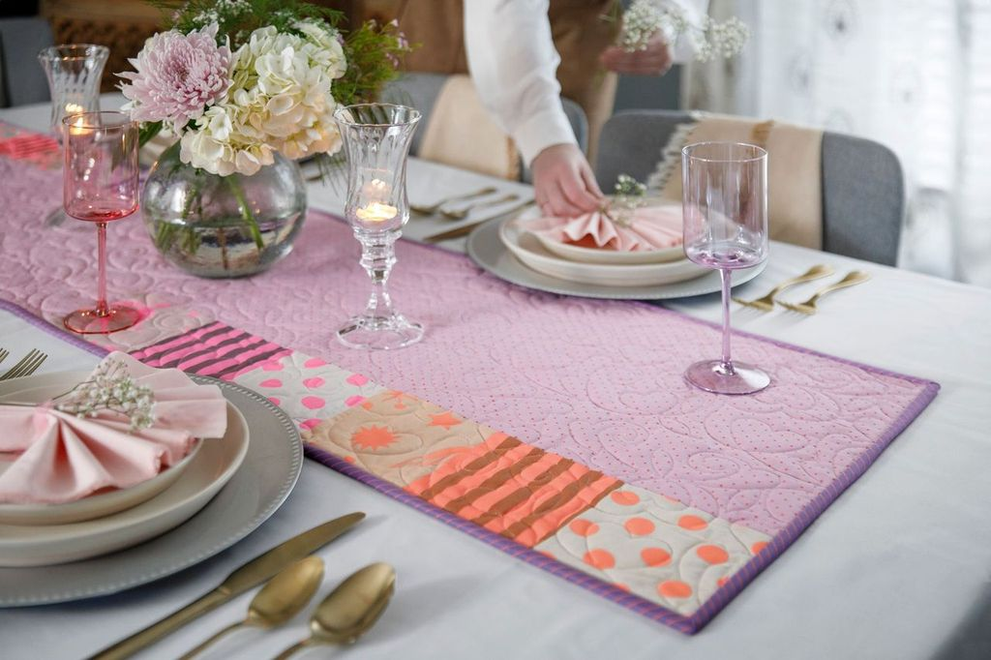 Simple ornament patterns for beginner sewing projects