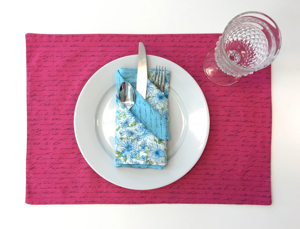 Quick, Easy and Reversible Placemats!