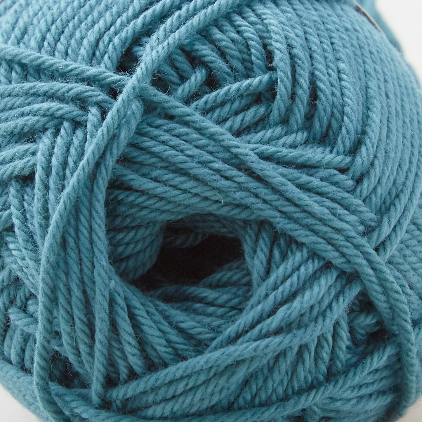 Lori Holt Chunky Crochet Thread Lagoon (32991) Alternative View #2