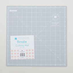 Missouri Star Self Healing Cutting Mat - 12 x 12" Primary Image