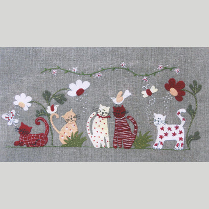Meeting in the Garden Wool Felt Embroidery Applique Kit