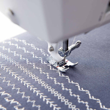 HUSQVARNA® VIKING® ONYX™ 25 Sewing Machine