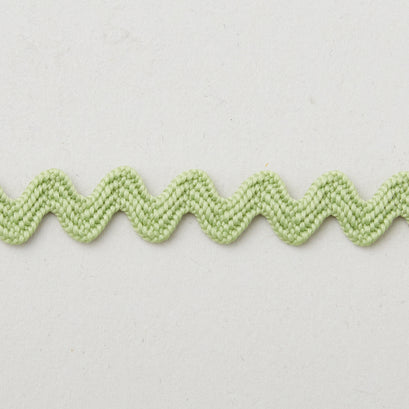 Lori Holt Vintage Ric Rac Small Trim - Lettuce 1/4"