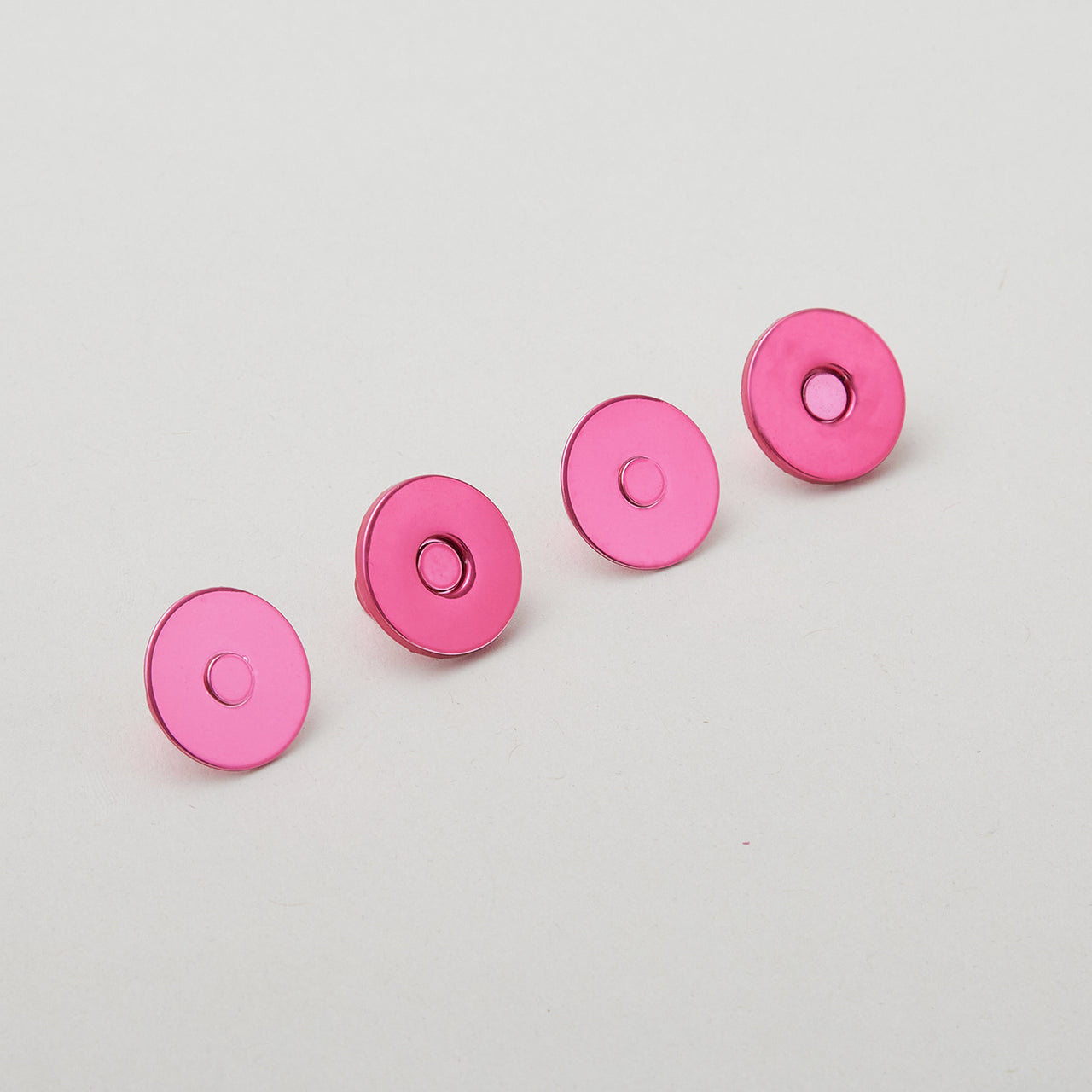 Sallie Tomato Tula Pink 3/4" 2mm Magnetic Snap - Set of Two Pink Primary Image