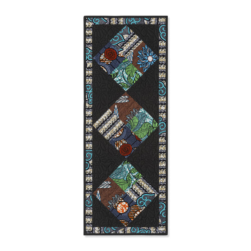 Ubushobozi Charm Square Table Runner Kit Primary Image