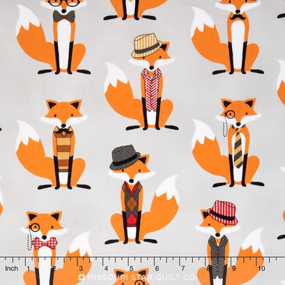 Fabulous Foxes - Fox Grey Yardage