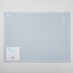 Missouri Star Self Healing Cutting Mat - 18" x 24" - Briana