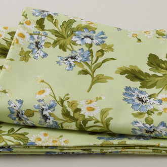 Poppies - Daisies Soft Green 2 Yard Cut