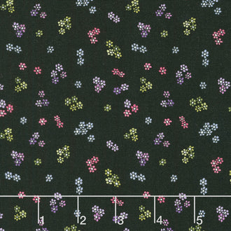 This and That - Daisy Black Yardage