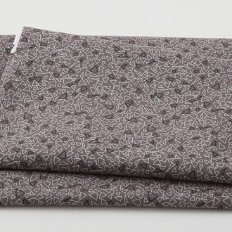 Best Bits - Triangles Gray 2 Yard Cut