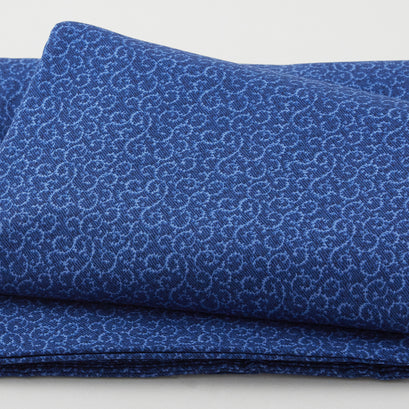 Wilmington Essentials - Crescent Swirl Navy 3 Yard Cut