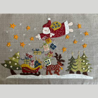 It's Raining Gifts Wool Felt Embroidery Appliqué Kit
