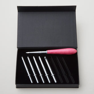 Sawyer Creek Artistry Interchangeable Crochet Hook Set - Pink/Bulb