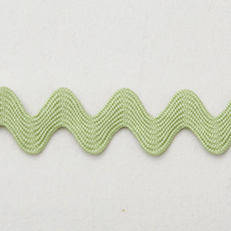 Lori Holt Vintage Ric Rac Large Trim - Lettuce 3/8"
