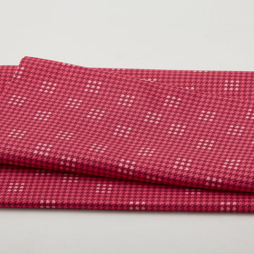 2025 LTD - Houndstooth Pomegranate 2 Yard Cut