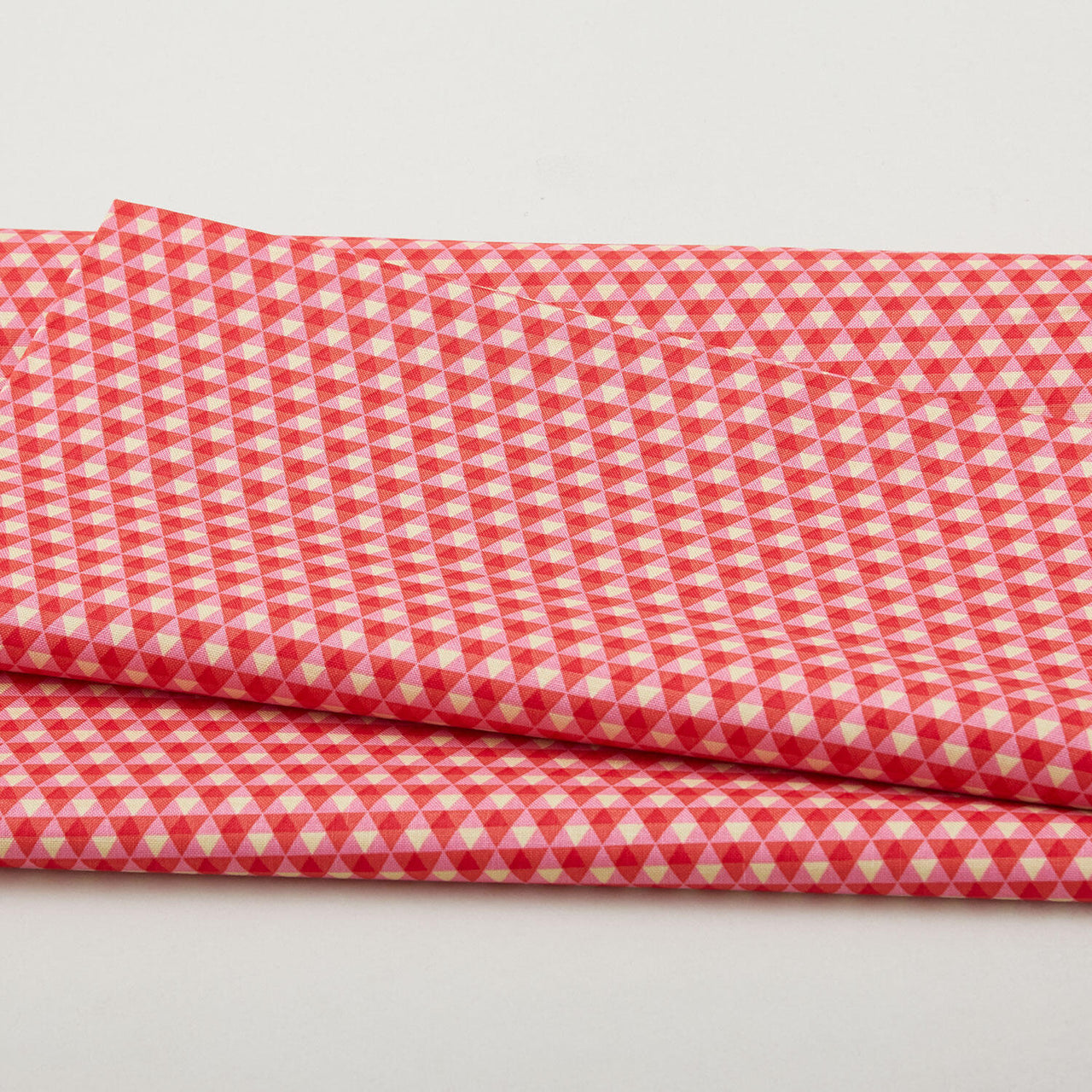 2025 LTD - Diamond Pink Lemonade 2 Yard Cut