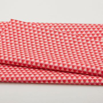 2025 LTD - Diamond Pink Lemonade 2 Yard Cut