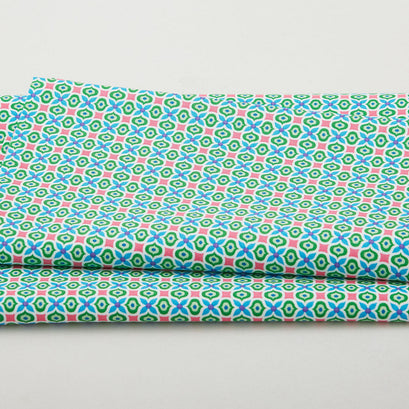 Truly - Charms Lollipop 2 Yard Cut