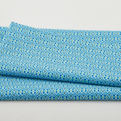 Truly - Diamonds Sky 2 Yard Cut