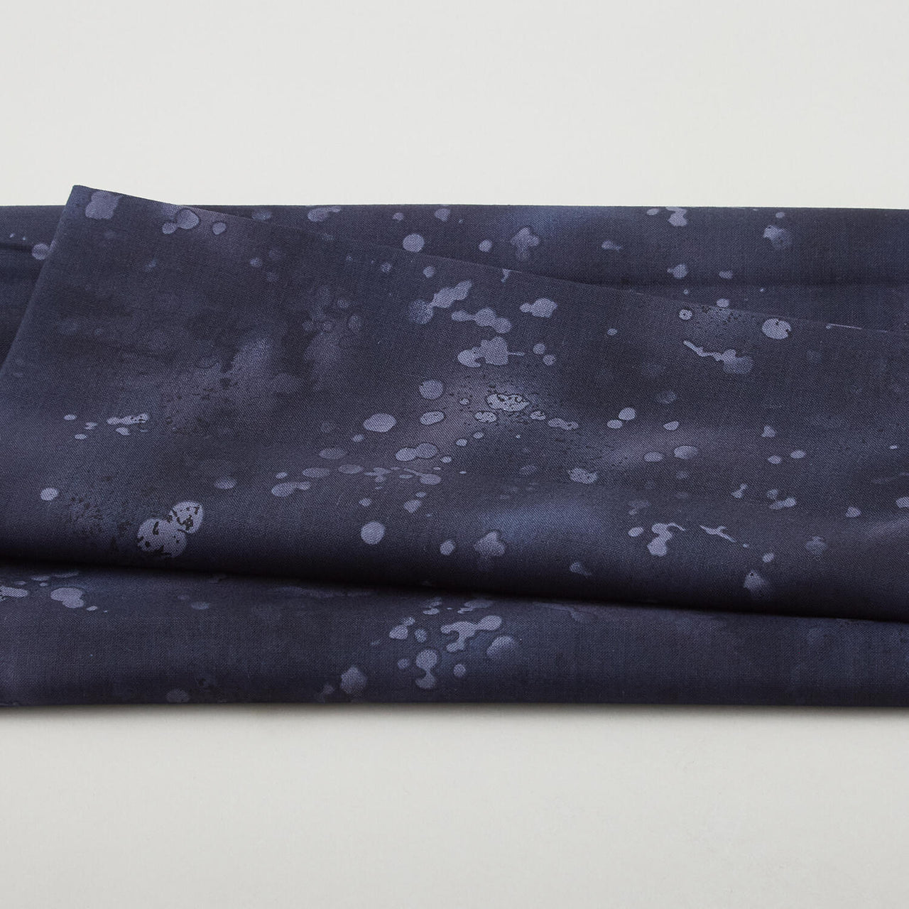 Fossil Fern - Carbon 2 Yard Cut