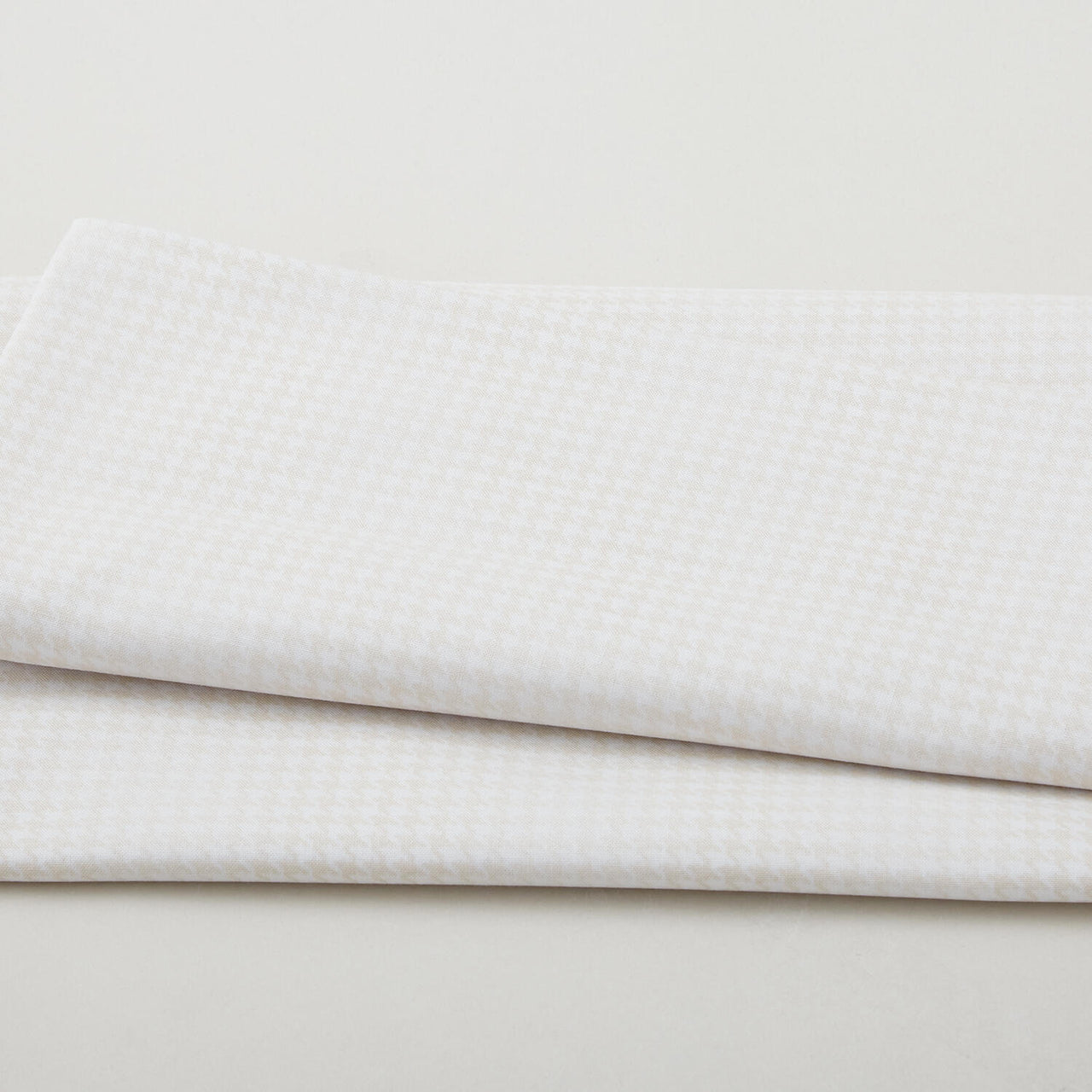Blushed Houndstooth - Ivory 2 Yard Cut