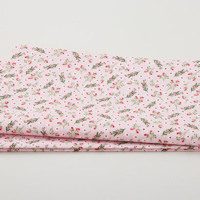 Alpine Valley - Winter Roses Rose 2 Yard Cut