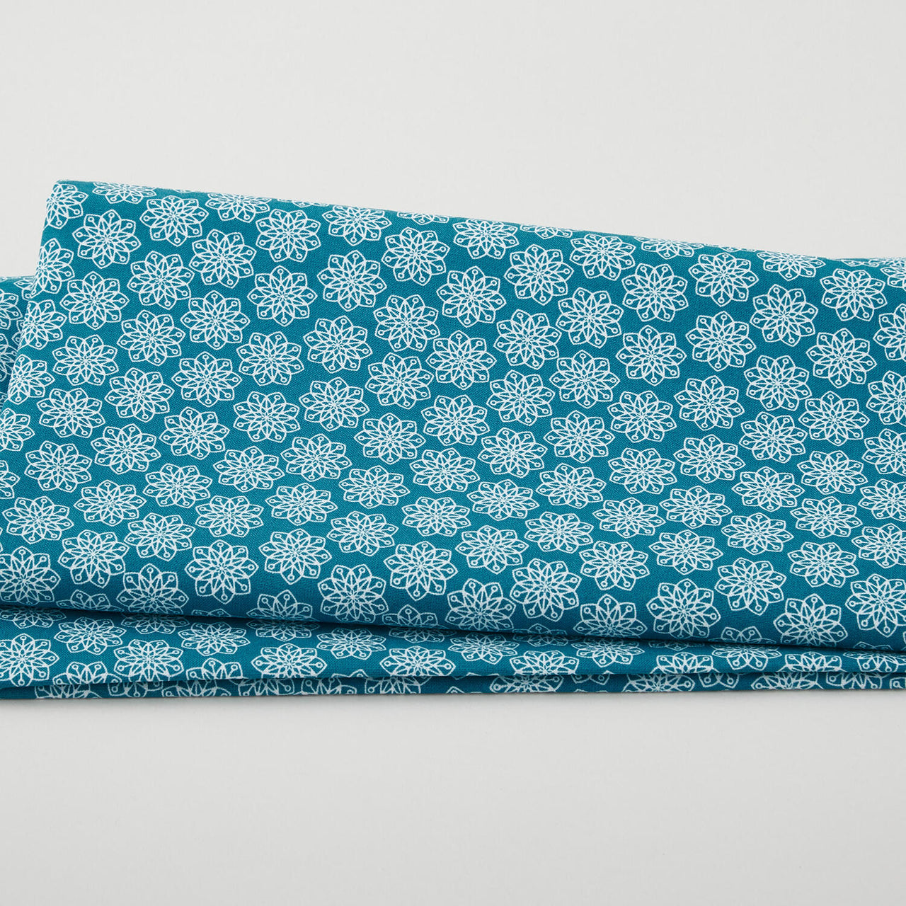 Alpine Valley - Flurries Teal 2 Yard Cut