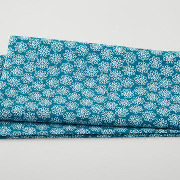 Alpine Valley - Flurries Teal 2 Yard Cut