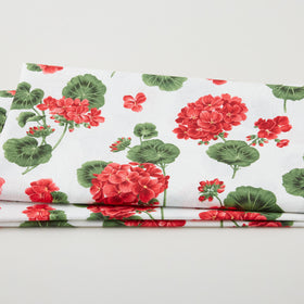 Betty's Geraniums - Betty's Geraniums White 2 Yard Cut