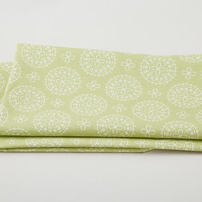 Blossom Hollow - Macrame Moss 2 Yard Cut