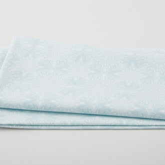 Camellia - Medallion Burst Light Blue 2 Yard Cut