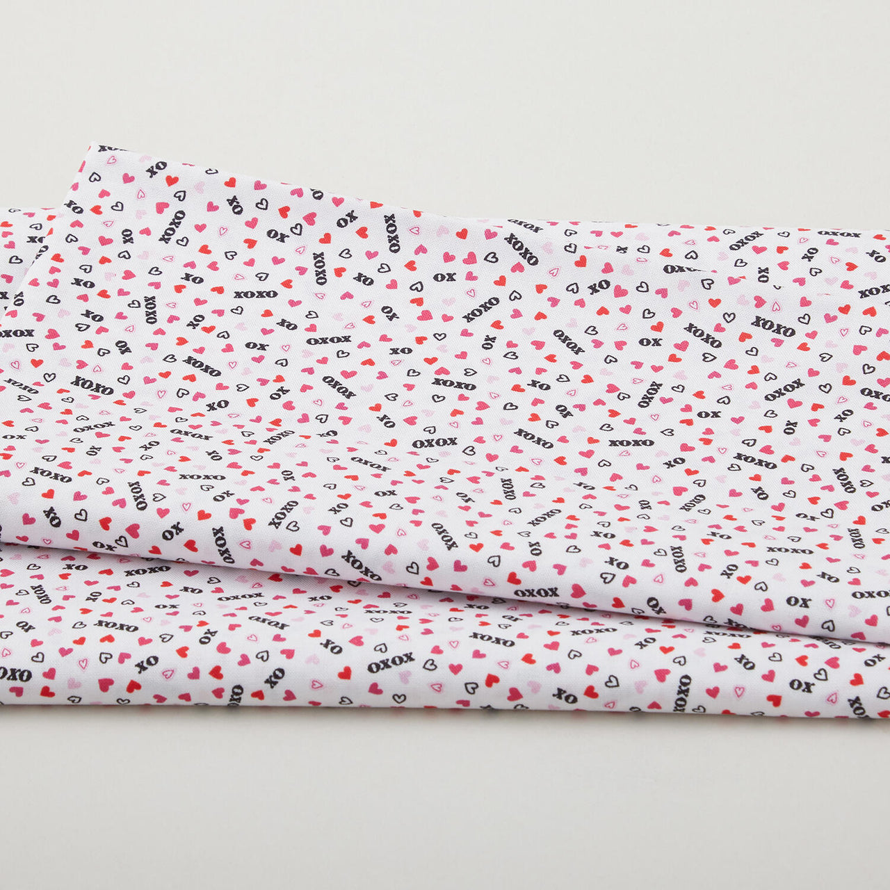 Whole Lotta Love - Hugs & Kisses White 2 Yard Cut