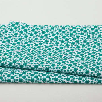 Luck of the Gnomes - Mini Clovers White 2 Yard Cut