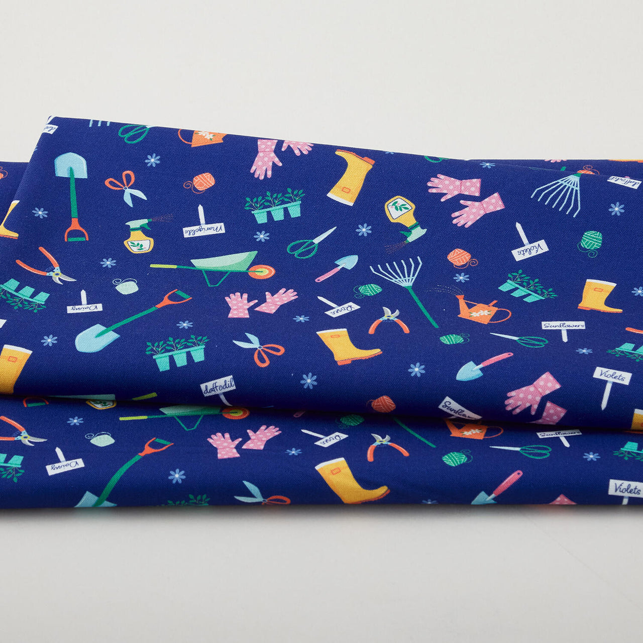 Love Grows Here - Love To Garden Blue 2 Yard Cut