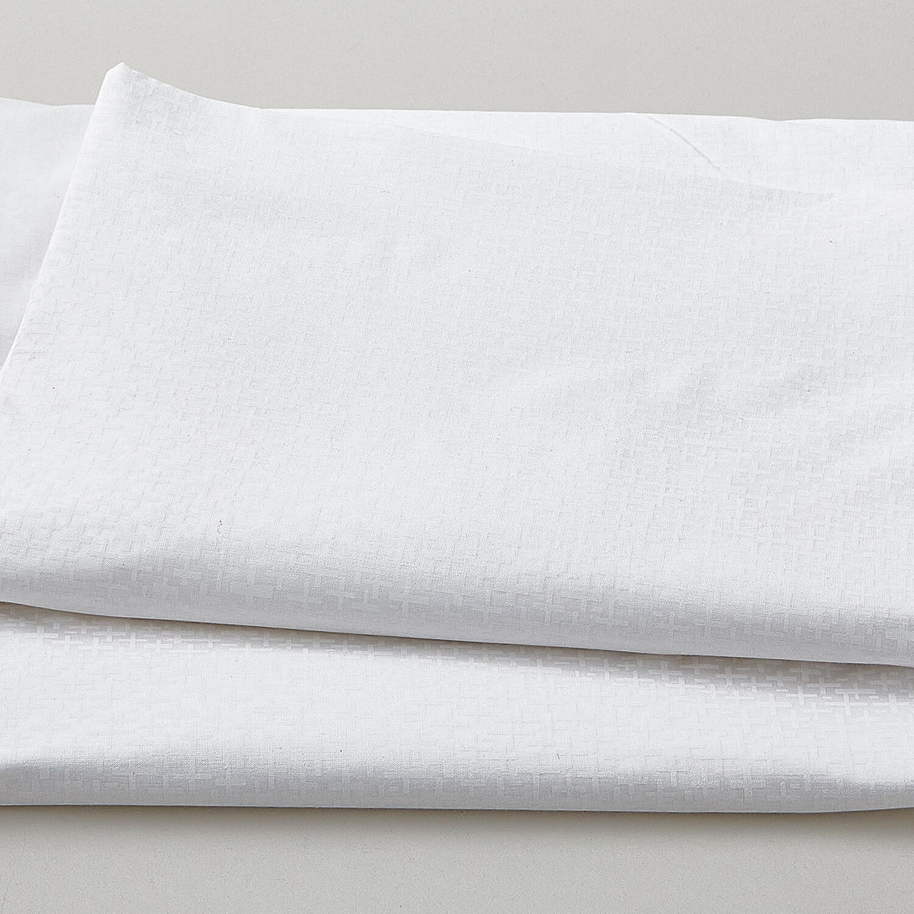 Blooming Color - Isla White on White 108" 3 Yard Cut