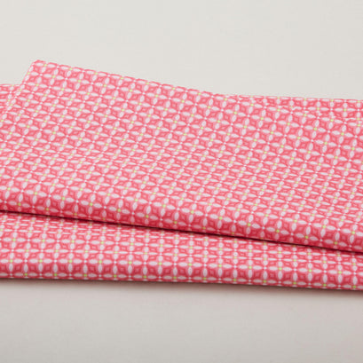 Flora & Fauna: Forest - Diamonds Pink 2 Yard Cut