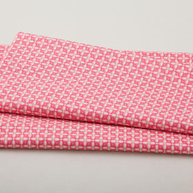 Flora & Fauna: Forest - Diamonds Pink 2 Yard Cut