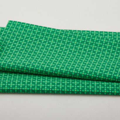 Flora & Fauna: Forest - Diamonds Green 2 Yard Cut