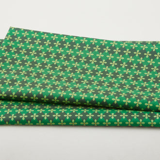 Christmas Spirit - Diamond Splendor Green 2 Yard Cut