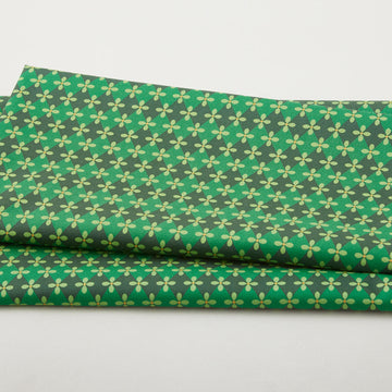 Christmas Spirit - Diamond Splendor Green 2 Yard Cut